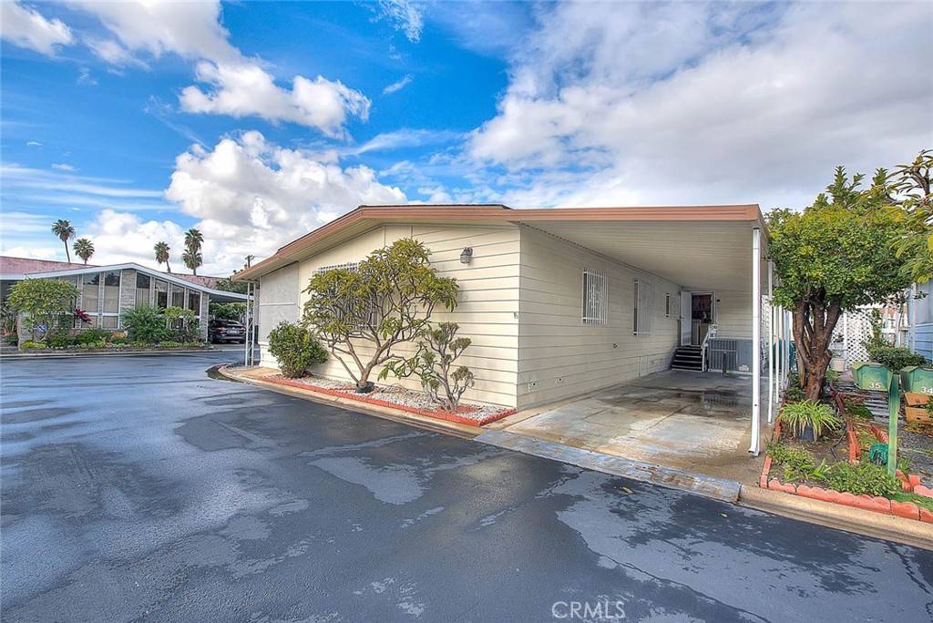 Westminster, CA 92683,9200 Westminster BLVD #35