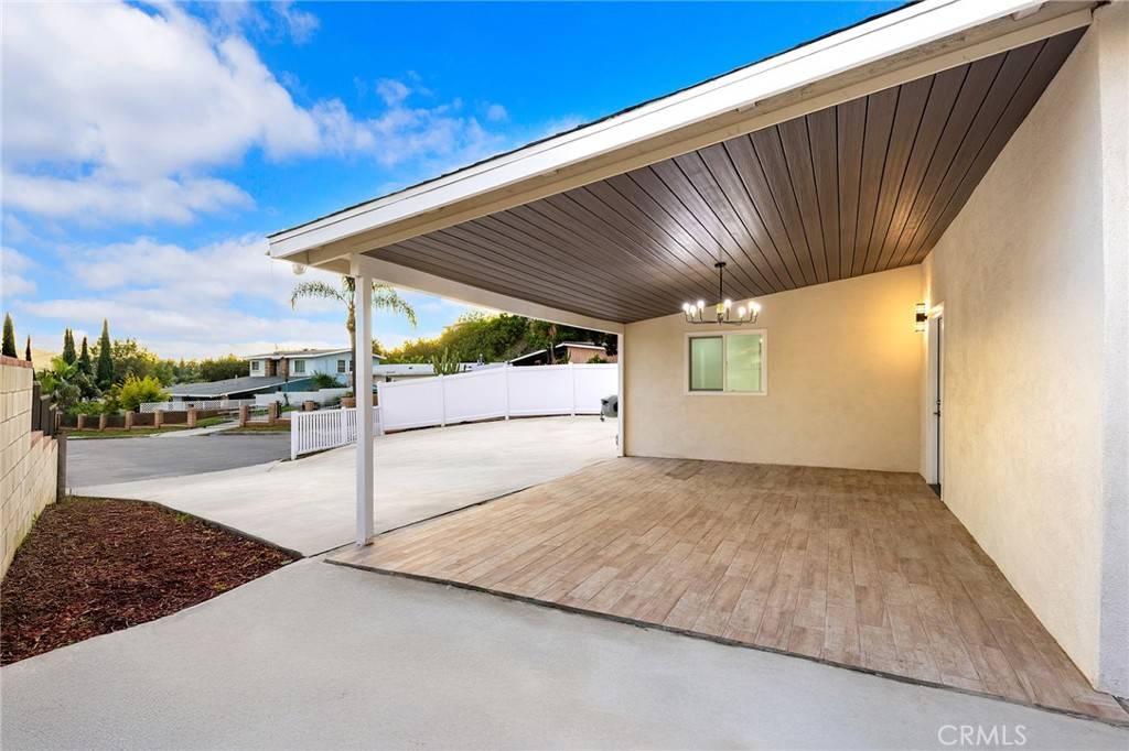 La Puente, CA 91744,261 Zenith