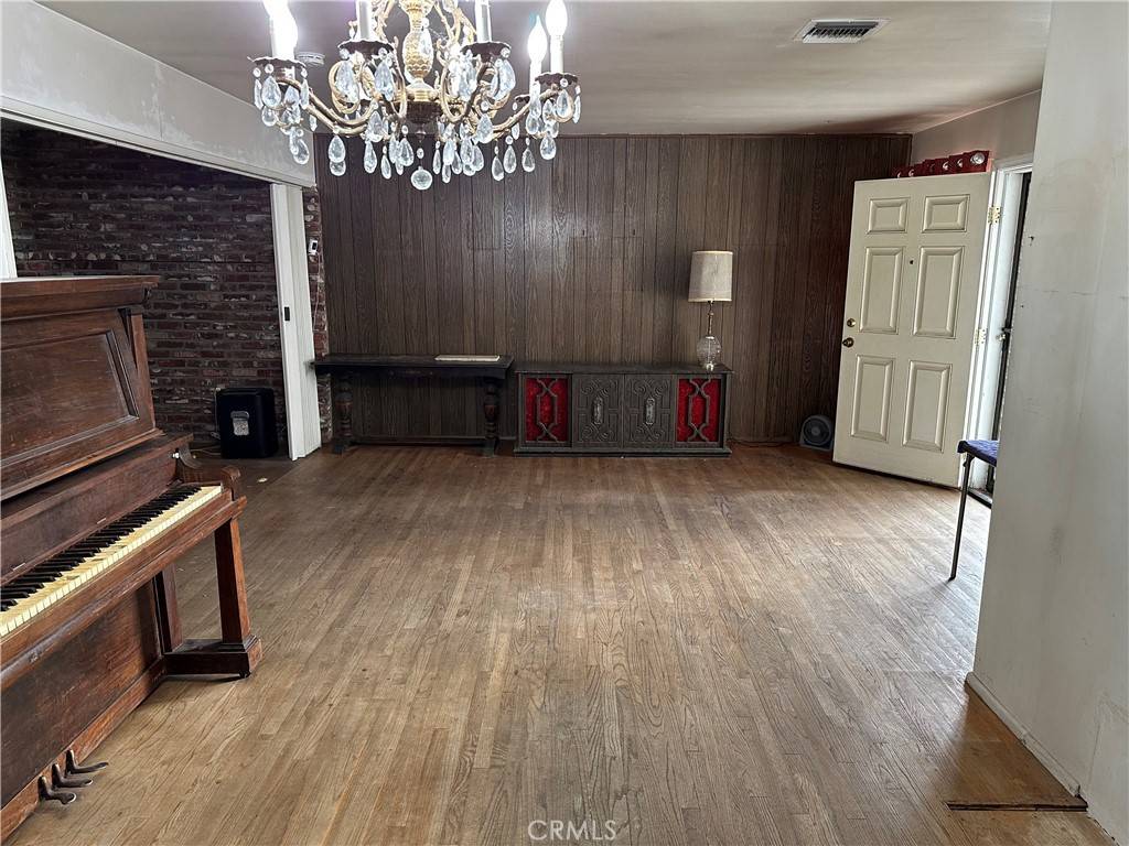 Baldwin Park, CA 91706,14083 Olive