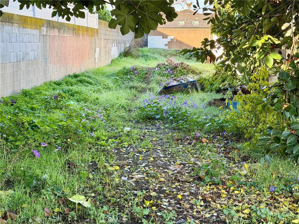 Cerritos, CA 90703,0 Elmcroft