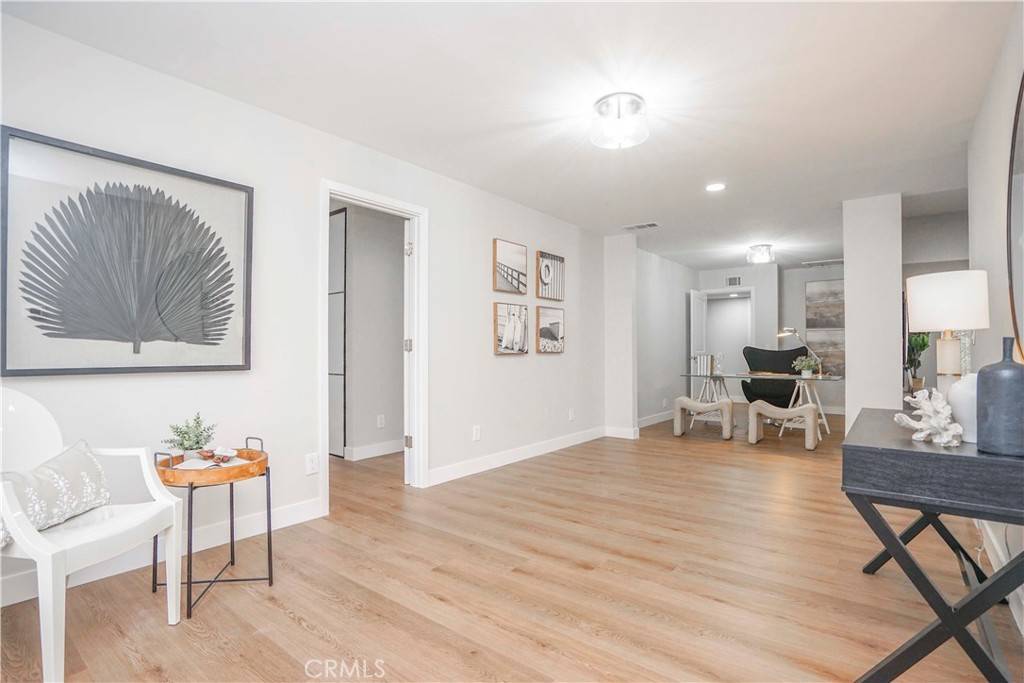 Walnut, CA 91789,20232 Evening Breeze