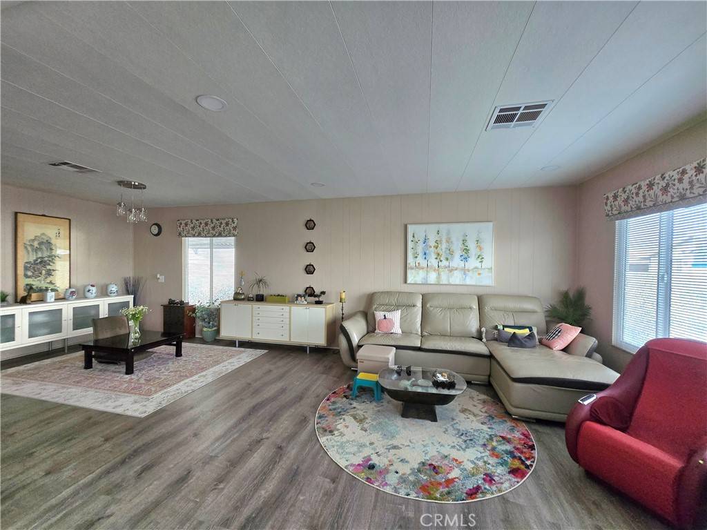 Fullerton, CA 92833,1201 W Valencia DR #87