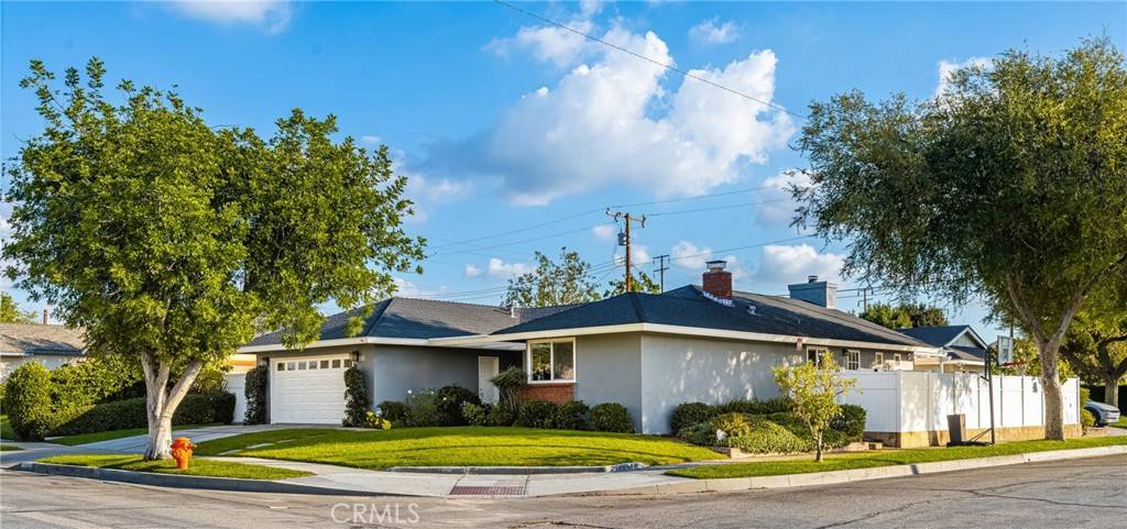 Orange, CA 92867,822 E Lomita AVE