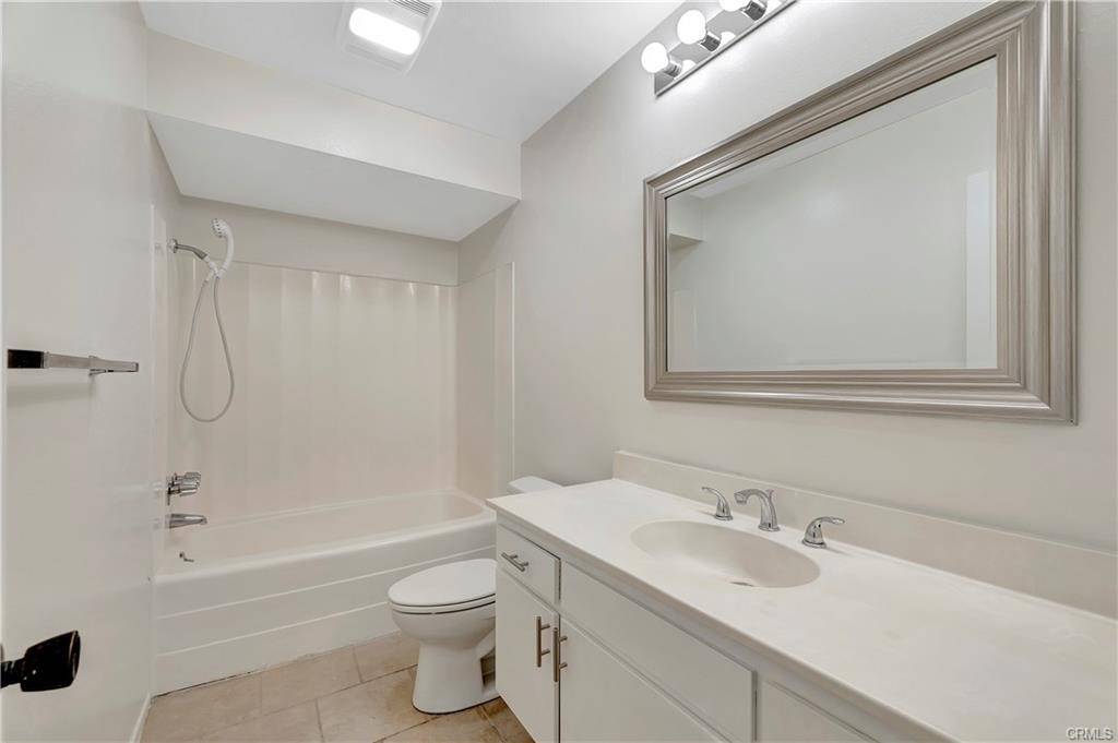 Long Beach, CA 90814,564 N Bellflower #316