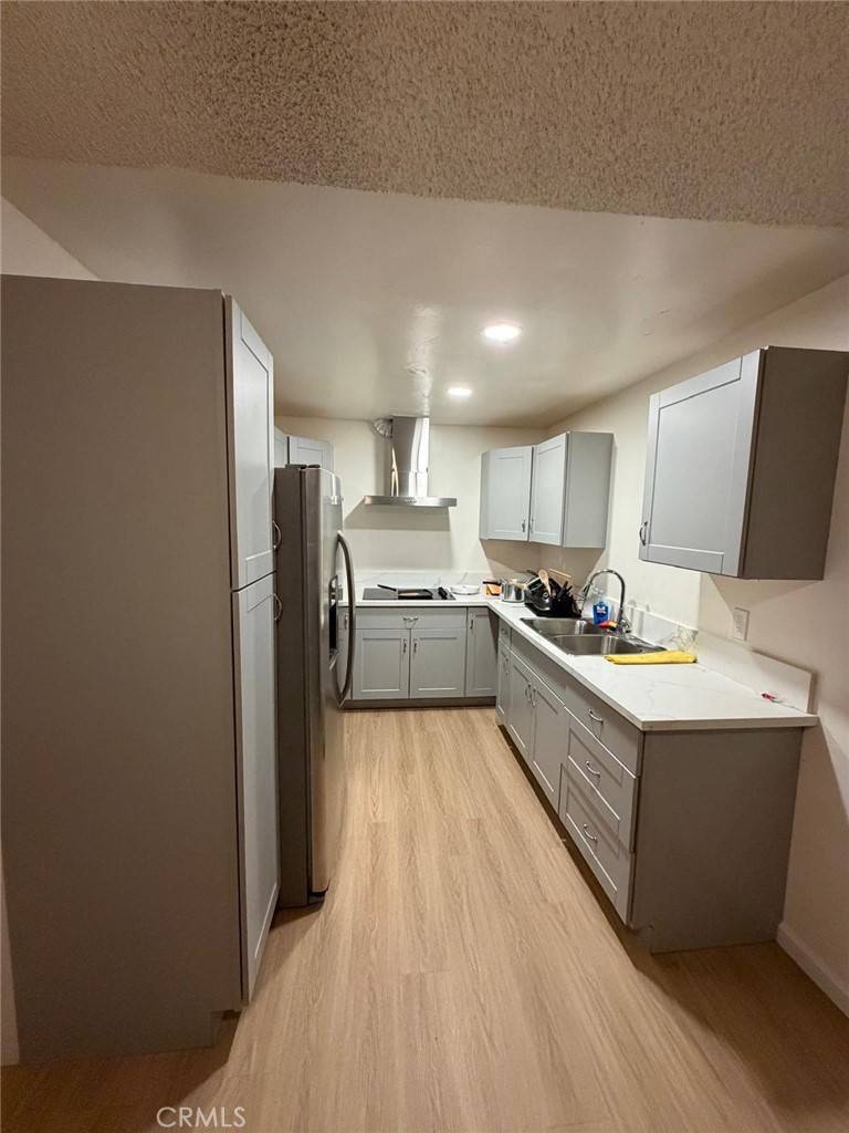 Santa Ana, CA 92706,1602 N King ST #S4