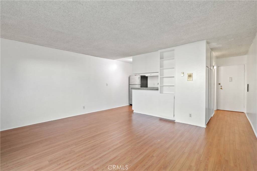 Long Beach, CA 90804,5585 E Pacific Coast Hwy Unit 129