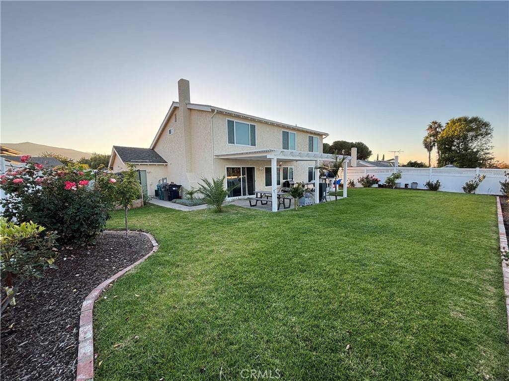 Corona, CA 92882,1127 Via Santiago