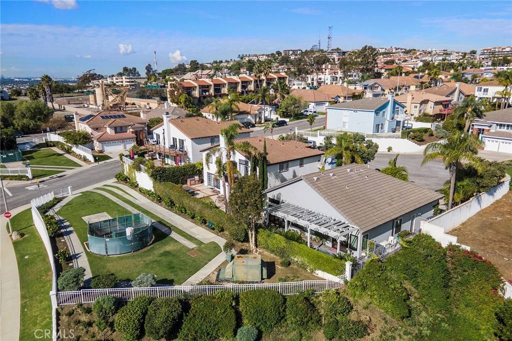 Signal Hill, CA 90755,2850 Signal Pointe