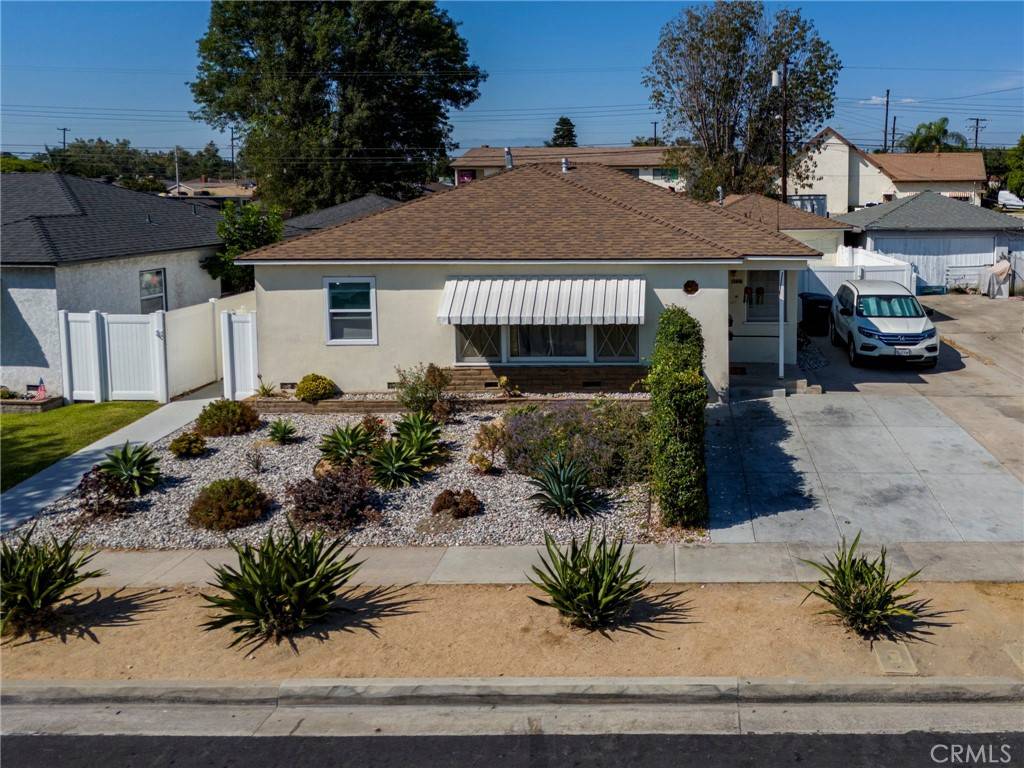 Bellflower, CA 90706,9727 Glandon ST