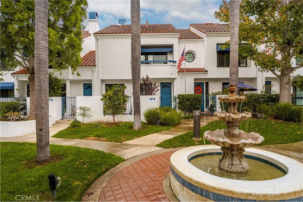 Huntington Beach, CA 92648,19451 Pompano #104