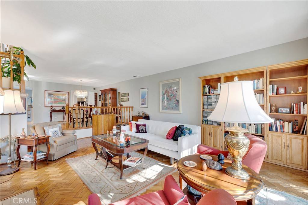 Long Beach, CA 90803,601 John K DR #101