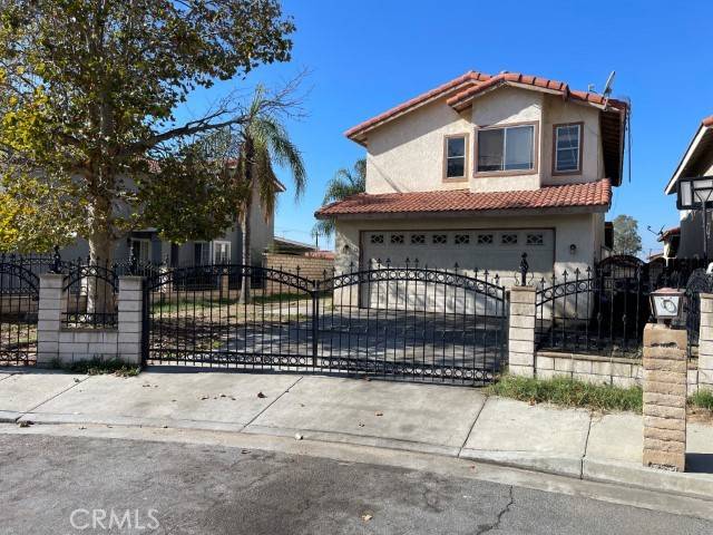 Highland, CA 92346,7574 Bell CT