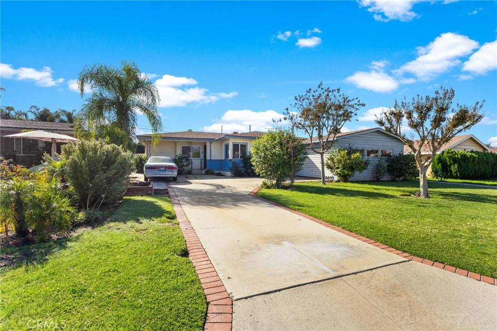 West Covina, CA 91790,832 E Florence