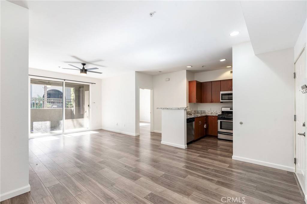 Anaheim, CA 92805,1801 E Katella #1034