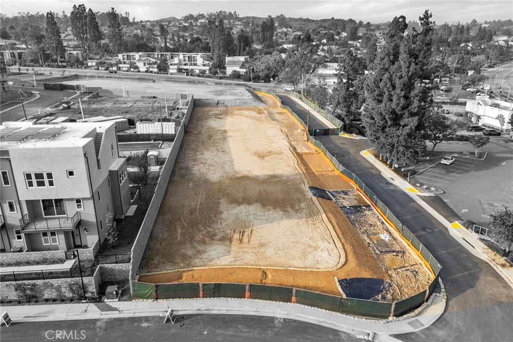 Fullerton, CA 92833,0 Rosecrans