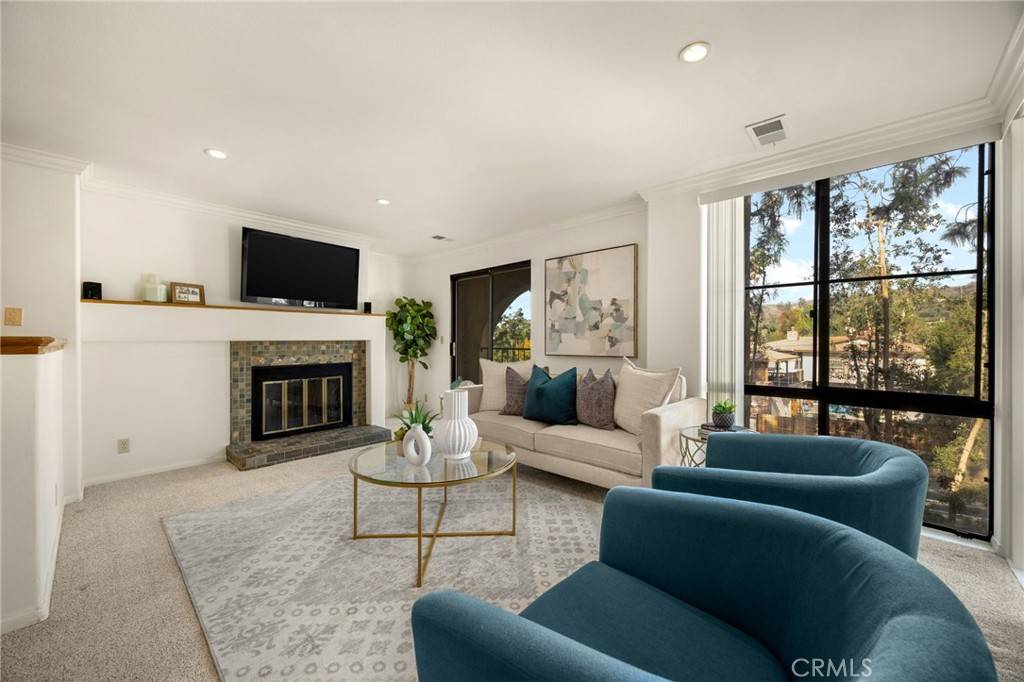 Whittier, CA 90601,13575 Murphy Hill DR