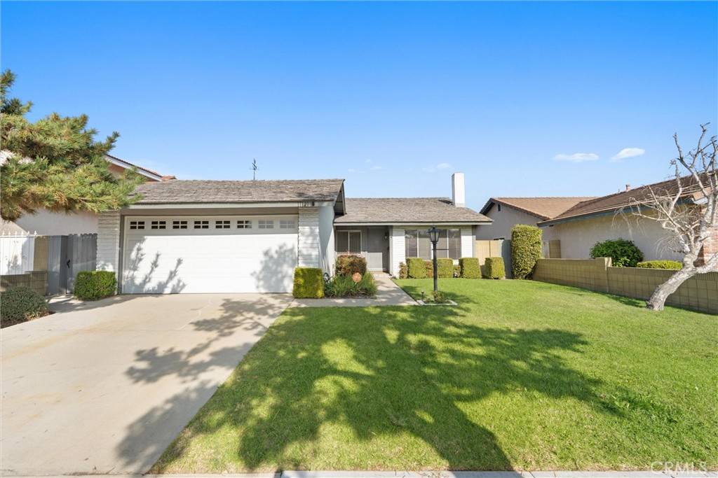 Cerritos, CA 90703,11121 Bos PL