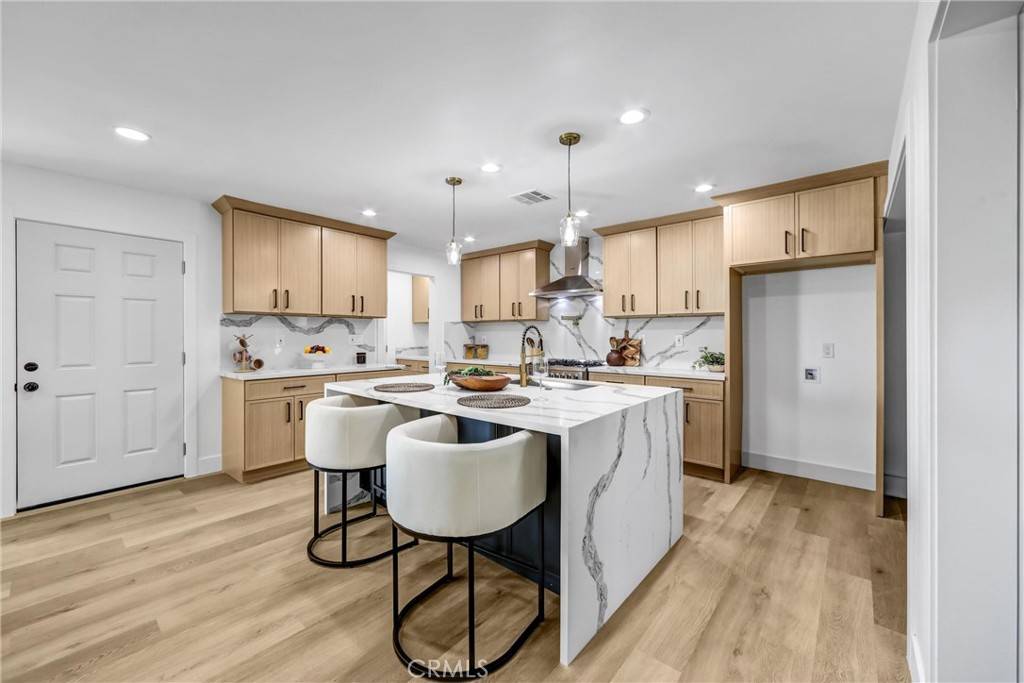 Pasadena, CA 91107,1320 Hastings Ranch DR