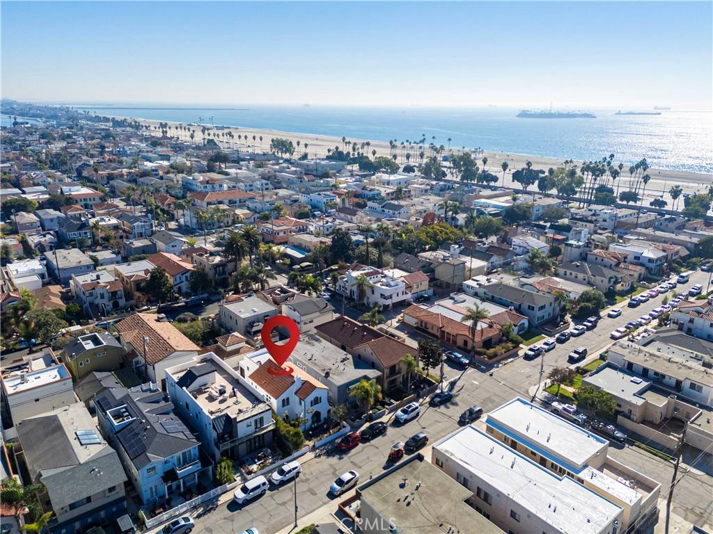 Long Beach, CA 90803,108 Roycroft AVE