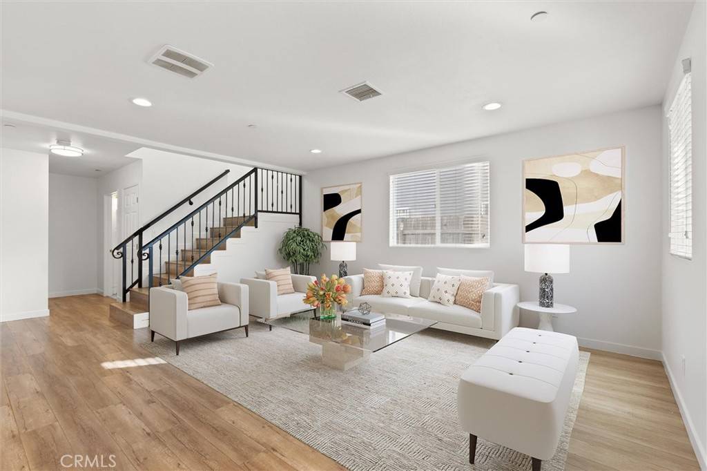 Huntington Park, CA 90255,7310 Roseberry AVE