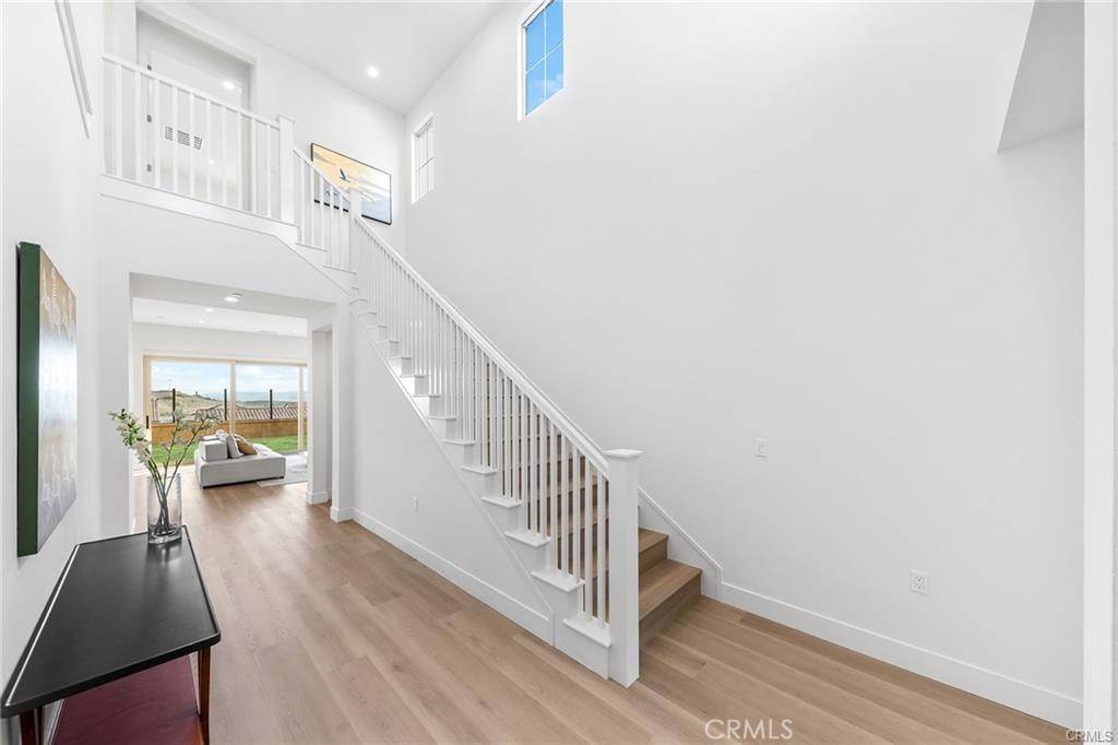 Irvine, CA 92618,118 Sunnybank