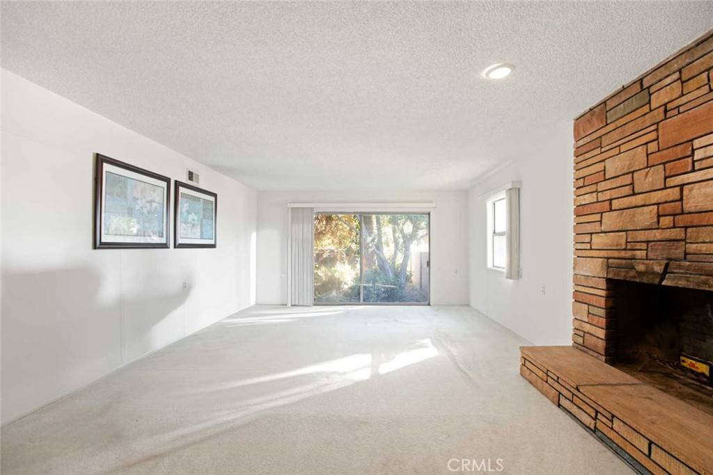 La Mirada, CA 90638,13632 Biola AVE