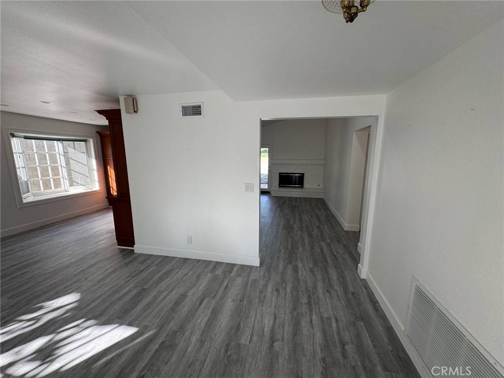 Yorba Linda, CA 92886,19701 Parkview