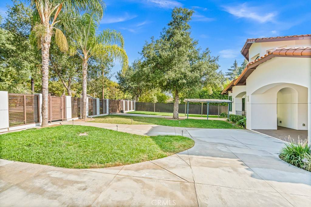 Altadena, CA 91001,460 E Sacramento ST