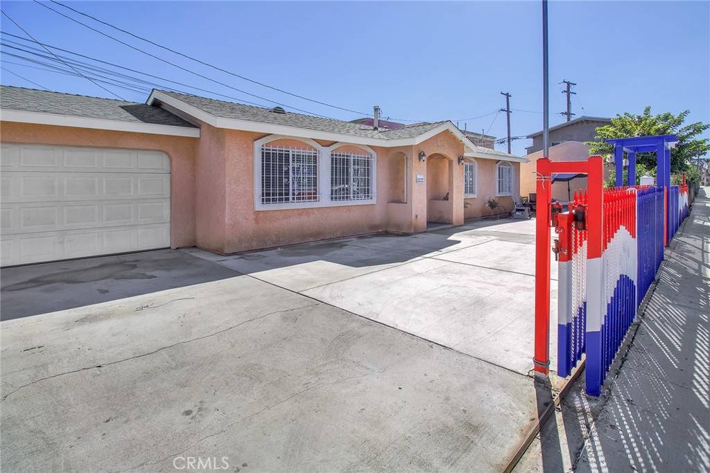 Long Beach, CA 90806,345 E Harmony WAY