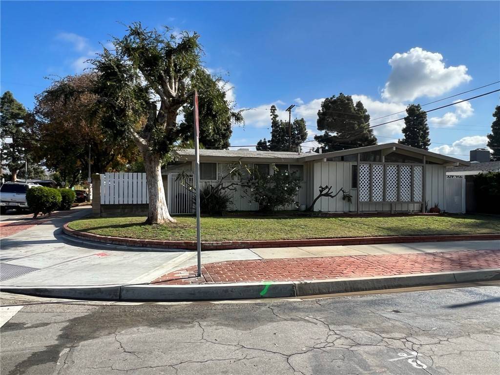 Long Beach, CA 90808,6930 E Mezzanine WAY