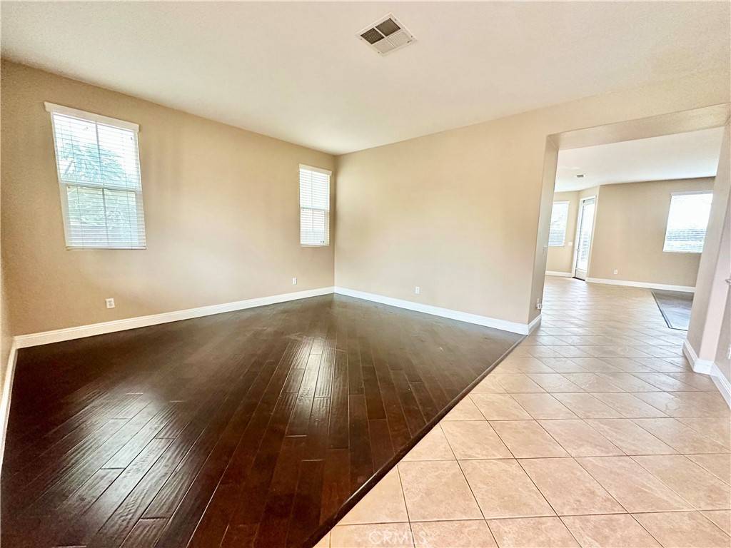 Eastvale, CA 92880,7611 Coffeeberry DR