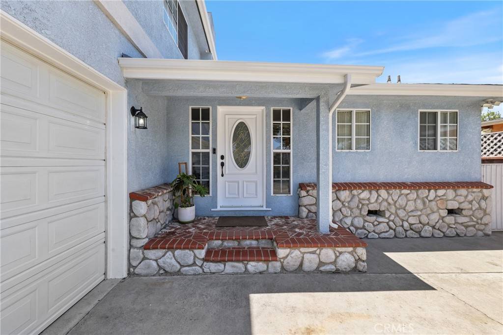 Lakewood, CA 90713,5719 Faust Avenue