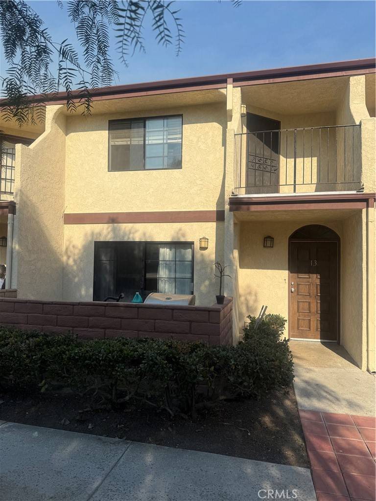 Norwalk, CA 90650,13900 Studebaker RD #13