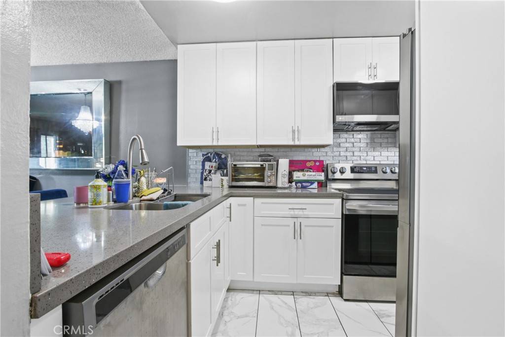 Harbor City, CA 90710,26051 Vermont AVE #107C