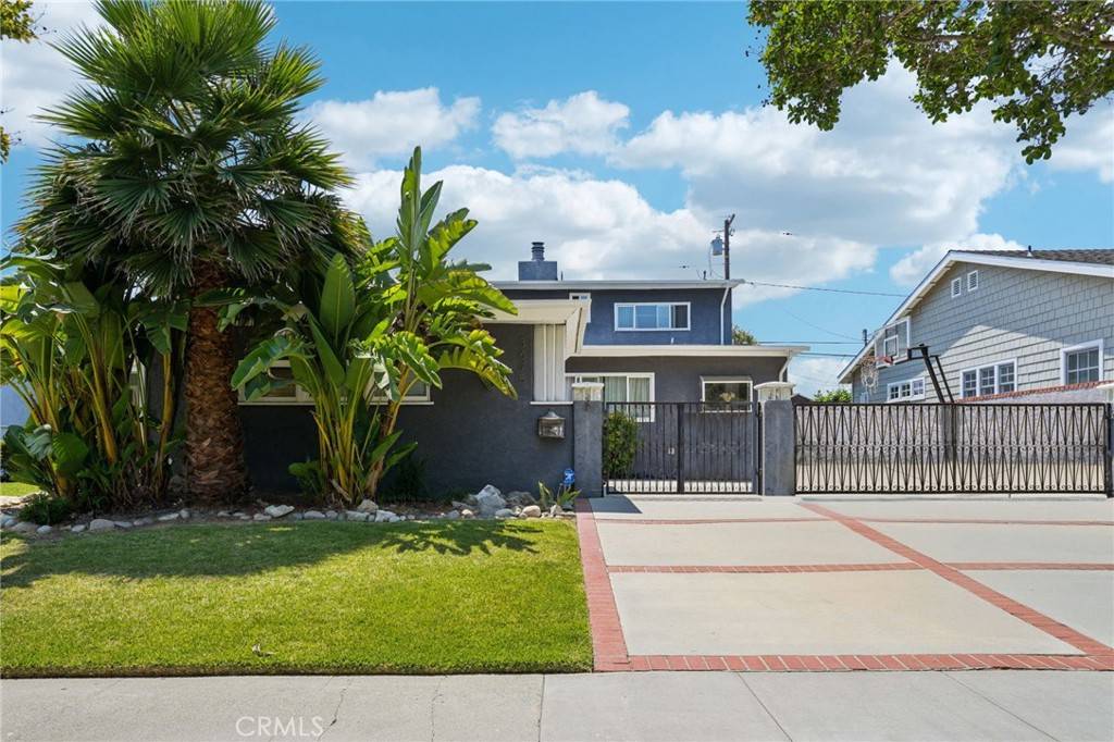 Long Beach, CA 90808,3675 Palo Verde Avenue