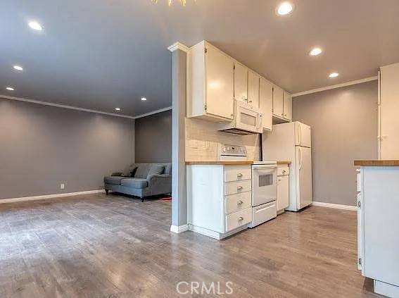 Hacienda Heights, CA 91745,17010 Colima RD #27