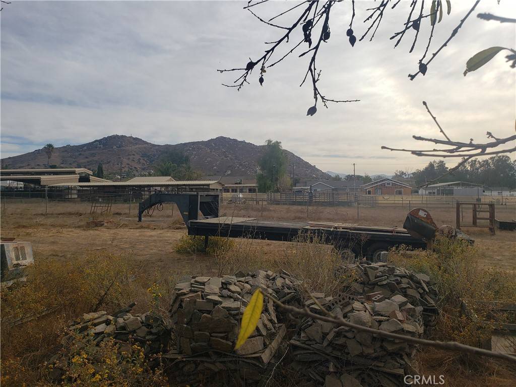 Norco, CA 92860,3498 Pedley AVE
