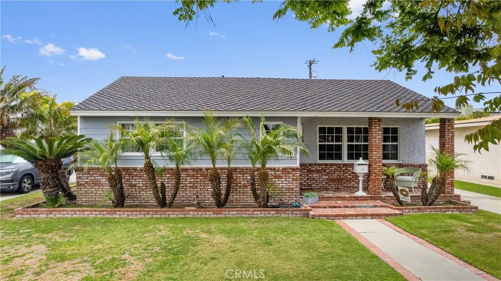 Long Beach, CA 90815,2151 Fanwood AVE