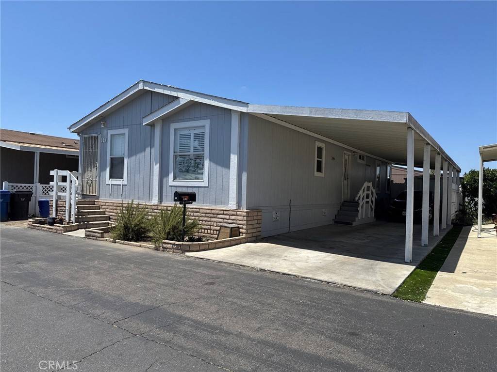 Cypress, CA 90630,9080 Bloomfield Ave #209