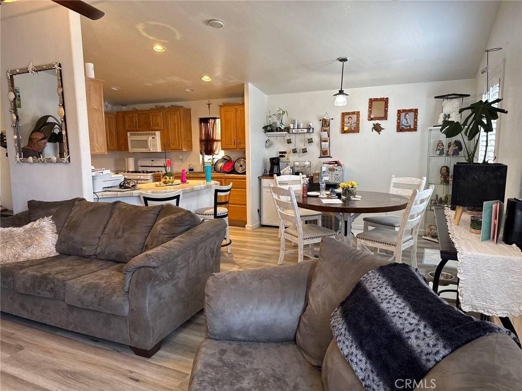 Cypress, CA 90630,9080 Bloomfield Ave #209