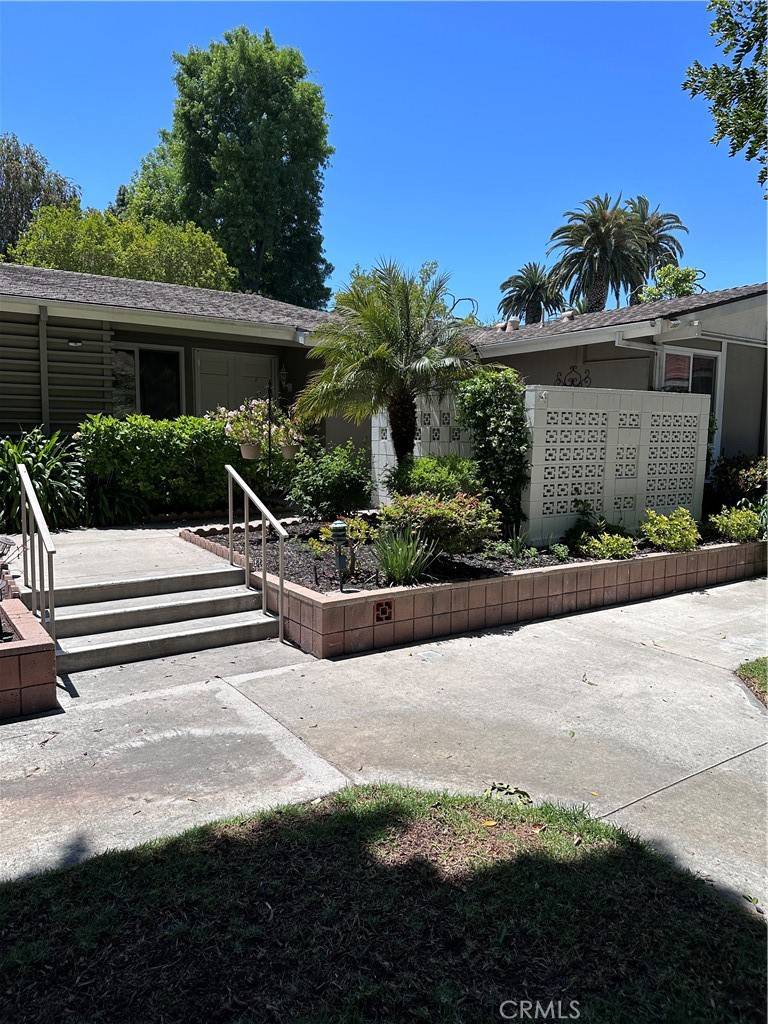 Laguna Woods, CA 92637,253 Calle Aragon #F