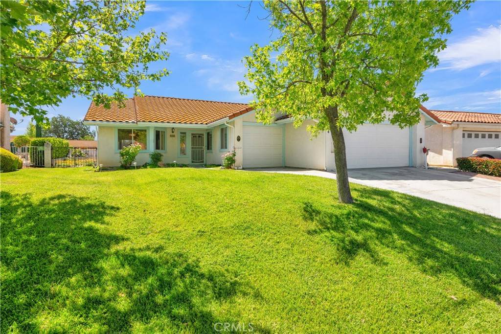 Paso Robles, CA 93446,904 Torrey Pines DR