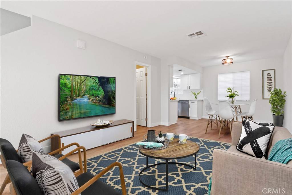 Paramount, CA 90723,14118 Orizaba AVE #7