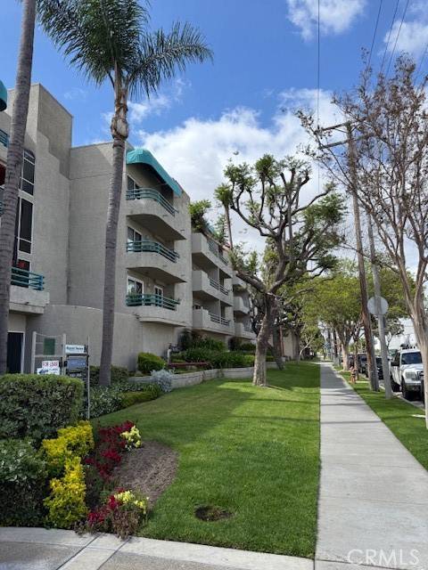 Downey, CA 90241,11410 Dolan AVE #227