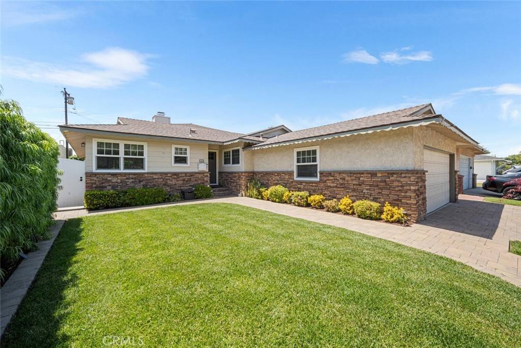 Lakewood, CA 90712,5323 Fidler AVE