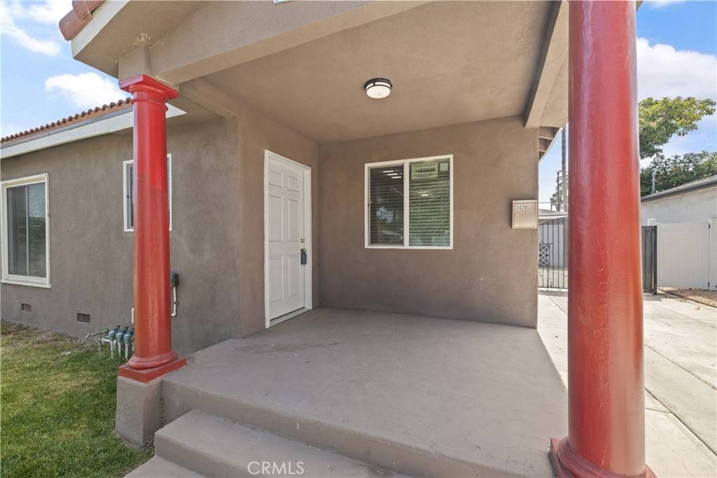 Long Beach, CA 90806,2420 Maine AVE