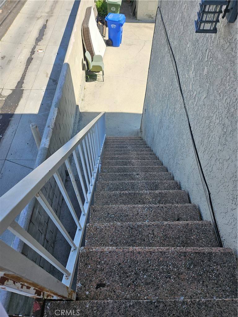 Los Angeles, CA 90023,923 S Alma AVE