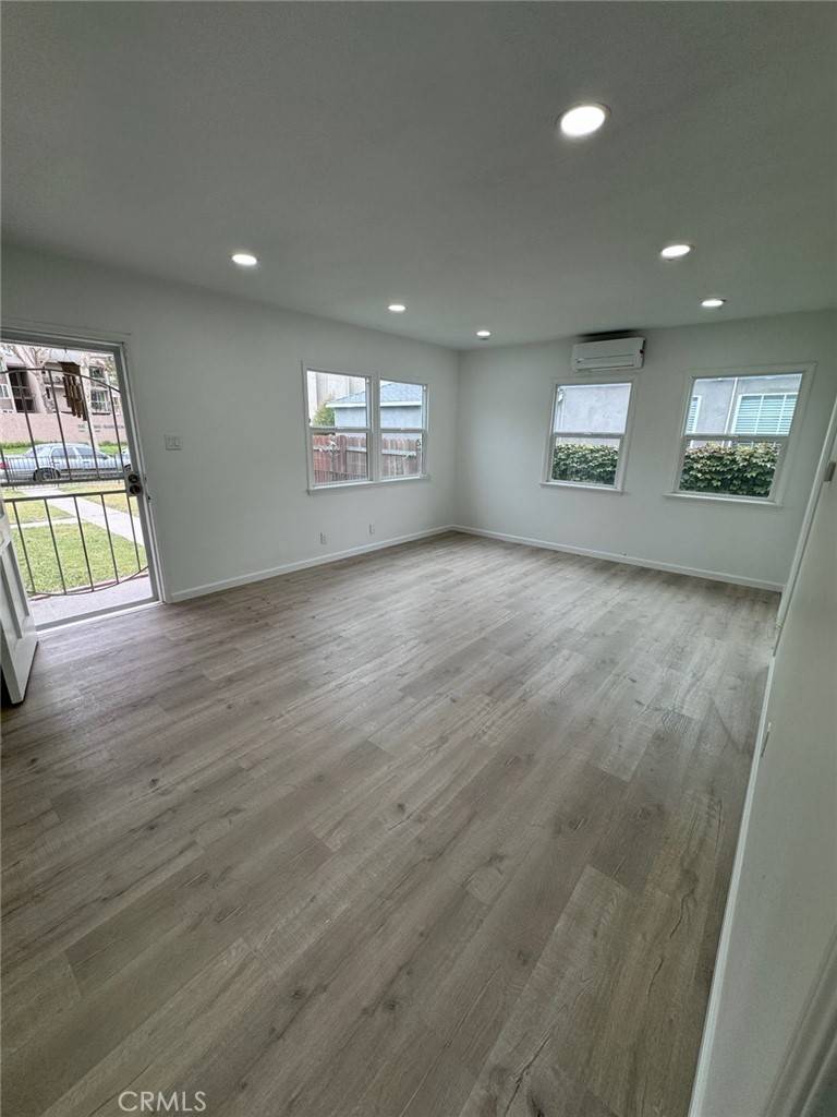 Long Beach, CA 90805,201 E Home ST