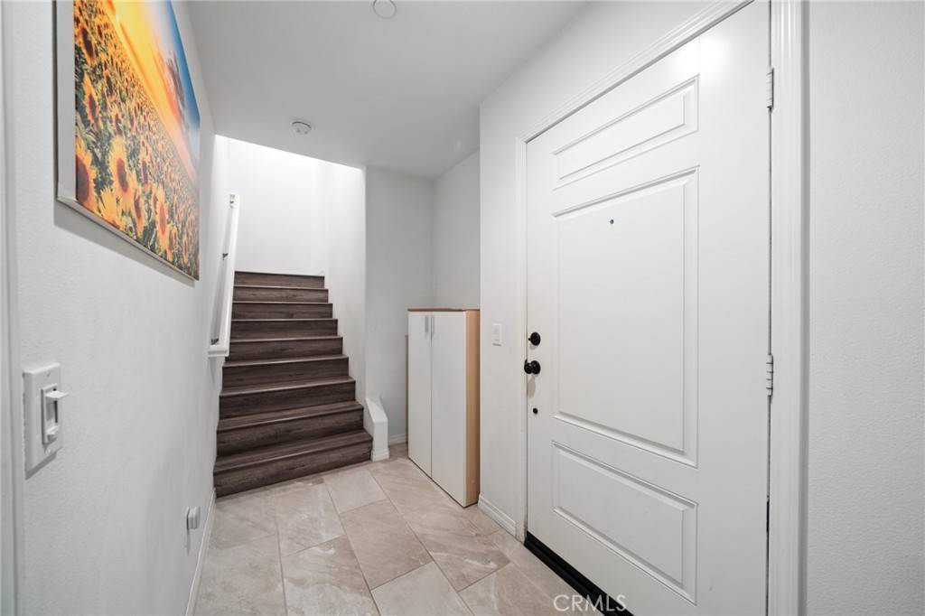 Montebello, CA 90640,541 Calle Cielo
