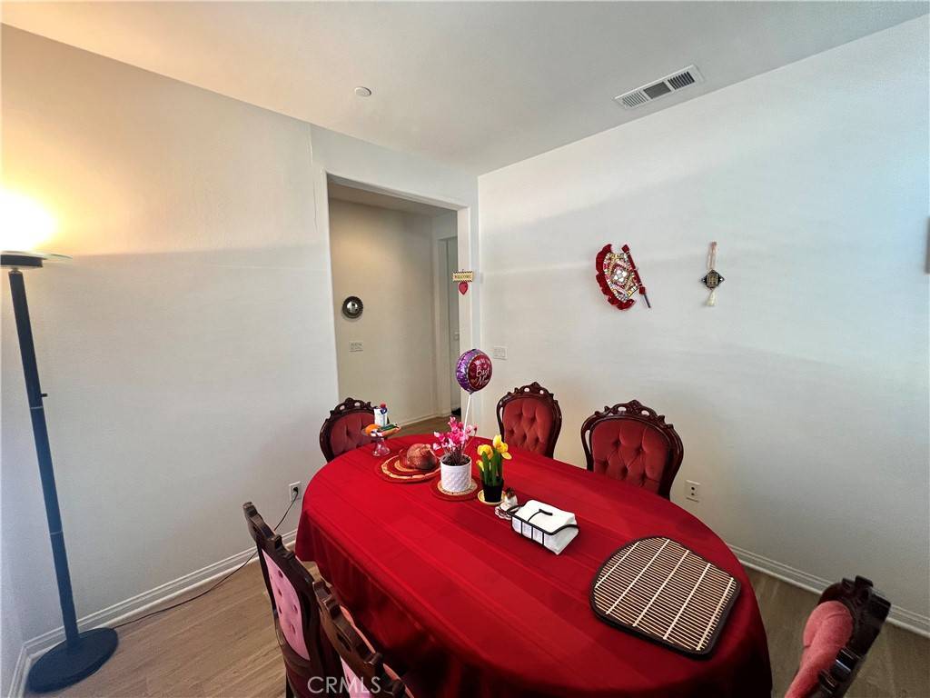 Corona, CA 92881,2421 Via Alicante